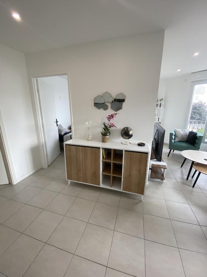 Appartement 2 Chambre Drancy Exterior foto